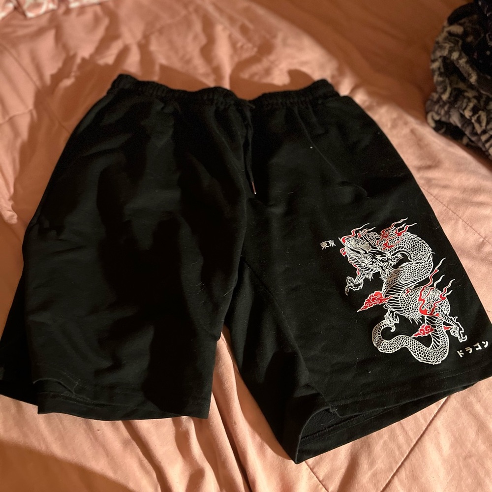 black romwe shorts with dragon design